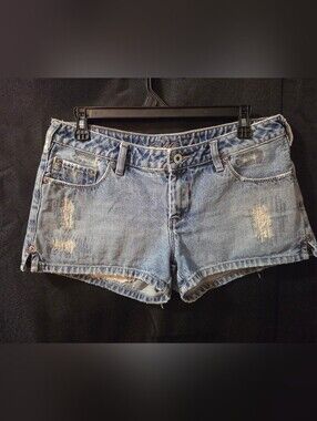 Vintage Y2K Silver Jeans Co Low Rise Distressed Denim Shorts